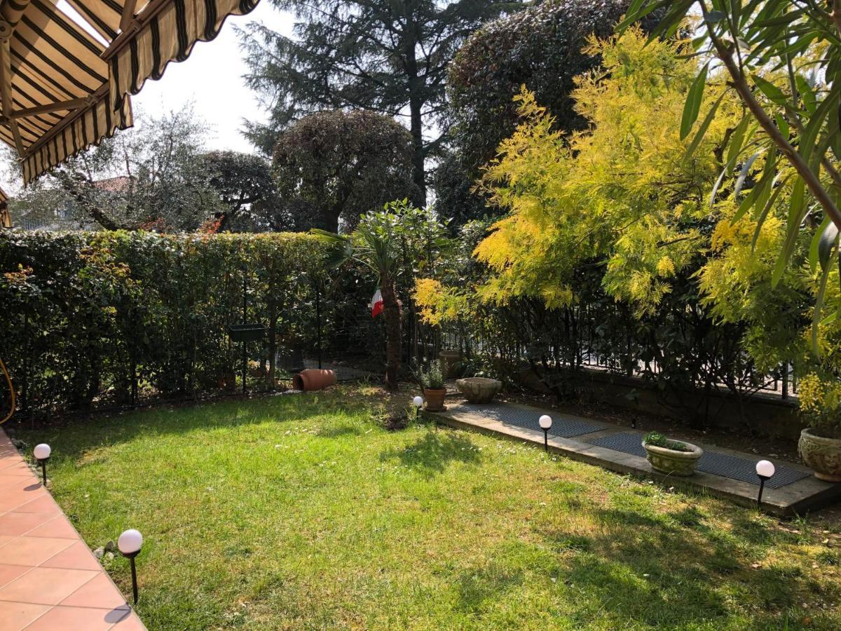 Casa Mimosa Apartment Salo Bagian luar foto